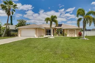 605 SE 22nd St, Cape Coral, FL 33990 - Photo 3