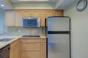 3323 Olympic Dr, Naples, FL 34105 - Photo 5