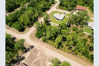 843 Ashland St E, Lehigh Acres, FL 33974 - Photo 11