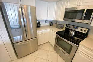 17170 Harbour Point Dr, Fort Myers, FL 33908 - Photo 7