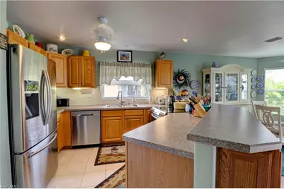 2019 SW 43rd Ter, Cape Coral, FL 33914 - Photo 9