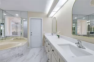 156 Sabal Lake Dr, Naples, FL 34104 - Photo 9