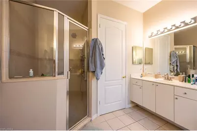 2579 Sawgrass Lake Ct, Cape Coral, FL 33909 - Photo 31