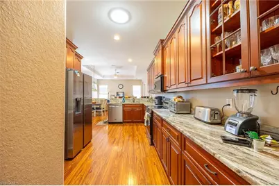 2579 Sawgrass Lake Ct, Cape Coral, FL 33909 - Photo 15