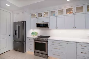 2104 W First St, Fort Myers, FL 33901 - Photo 23