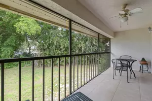 151 Cypress Way E, Naples, FL 34110 - Photo 19