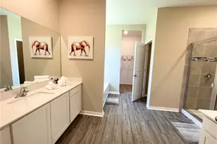 212 SW 21st St, Cape Coral, FL 33991 - Photo 9