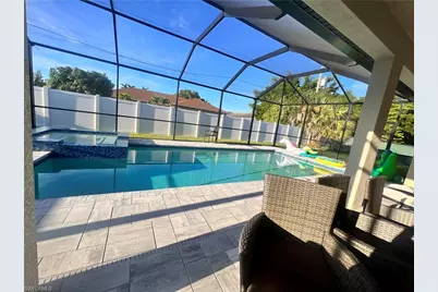 212 SW 21st St, Cape Coral, FL 33991 - Photo 21