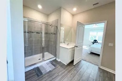 212 SW 21st St, Cape Coral, FL 33991 - Photo 11