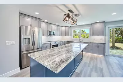 446 Lake Murex Cir, Sanibel, FL 33957 - Photo 15