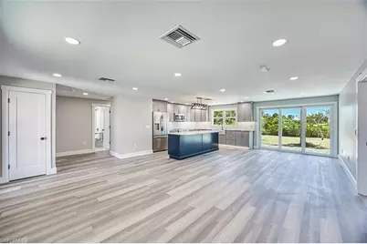 446 Lake Murex Cir, Sanibel, FL 33957 - Photo 13