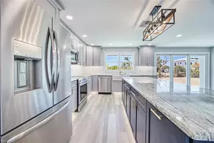 446 Lake Murex Cir, Sanibel, FL 33957 - Photo 17