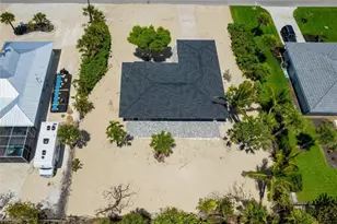 446 Lake Murex Cir, Sanibel, FL 33957 - Photo 7