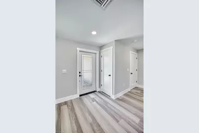 446 Lake Murex Cir, Sanibel, FL 33957 - Photo 11