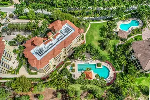 2728 Tiburon Blvd E, Naples, FL 34109 - Photo 3