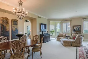 2728 Tiburon Blvd E, Naples, FL 34109 - Photo 7