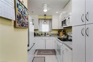 1010 Manatee Rd, Naples, FL 34114 - Photo 11