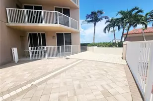 2090 W First St, Fort Myers, FL 33901 - Photo 47