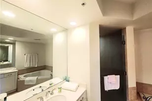 2090 W First St, Fort Myers, FL 33901 - Photo 33