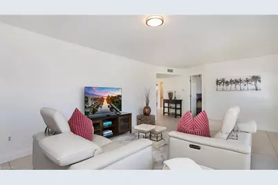 1560 Blue Point Ave #3, Naples, FL 34102 - Photo 25