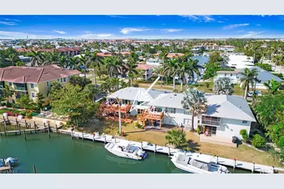 1560 Blue Point Ave #3, Naples, FL 34102 - Photo 11