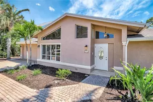 274 Conners Ave, Naples, FL 34108 - Photo 3