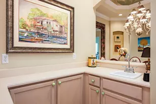 2325 Mont Claire Dr, Naples, FL 34109 - Photo 7