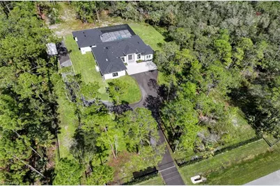 219 33rd Ave NW, Naples, FL 34120 - Photo 3