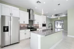 219 33rd Ave NW, Naples, FL 34120 - Photo 7