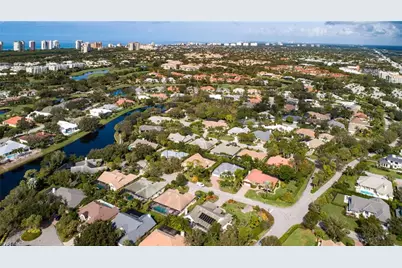 720 Turkey Oak Ln, Naples, FL 34108 - Photo 7