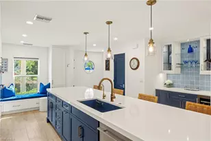 1060 6th St S, Naples, FL 34102 - Photo 11