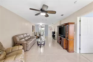 904 SE 13th St, Cape Coral, FL 33990 - Photo 23