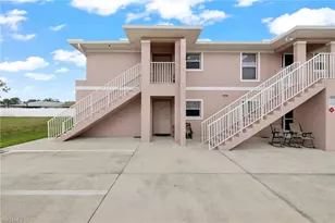 904 SE 13th St, Cape Coral, FL 33990 - Photo 1