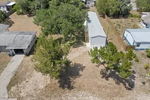 1038 Canopy Ln, Moore Haven, FL 33471 - Photo 19