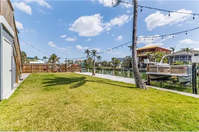 340 Crescent St, Fort Myers Beach, FL 33931 - Photo 5