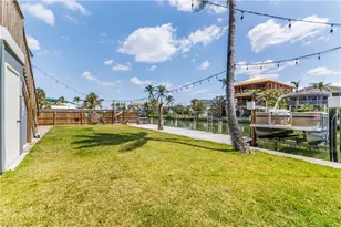 340 Crescent St, Fort Myers Beach, FL 33931 - Photo 5