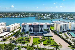 3430 Gulf Shore Blvd N, Naples, FL 34103 - Photo 5