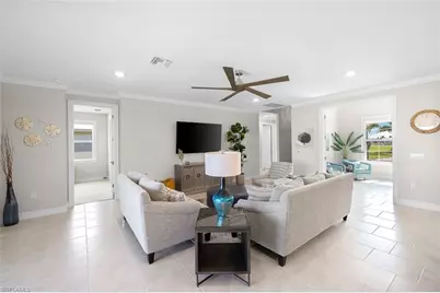 18713 Lake Hammock Dr, Naples, FL 34114 - Photo 5