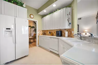 5110 W Hyde Park Ct #102, Fort Myers, FL 33912 - Photo 9