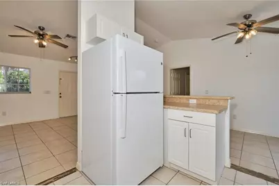 3825/3827 Hollycrest St, Fort Myers, FL 33905 - Photo 7