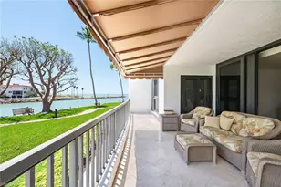 2310 Gulf Shore Blvd N, Naples, FL 34103 - Photo 1