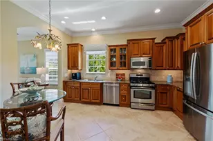 3160 Serena Ln, Naples, FL 34114 - Photo 7
