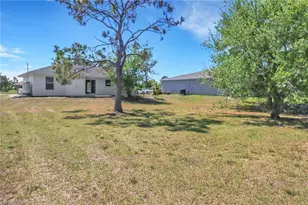 2575 39th Ave NE, Naples, FL 34120 - Photo 9