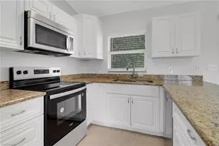 2575 39th Ave NE, Naples, FL 34120 - Photo 5