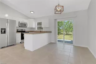 2575 39th Ave NE, Naples, FL 34120 - Photo 3