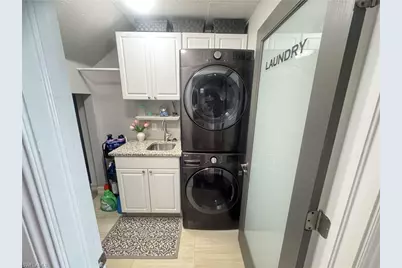 9312 River Otter Dr, Fort Myers, FL 33912 - Photo 11