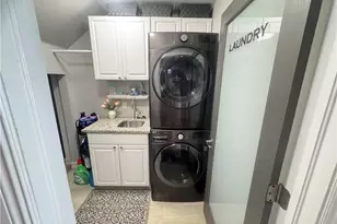 9312 River Otter Dr, Fort Myers, FL 33912 - Photo 11