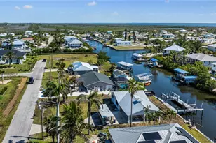 2560 Baybreeze St, Saint James City, FL 33956 - Photo 9