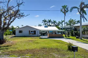 2560 Baybreeze St, Saint James City, FL 33956 - Photo 5