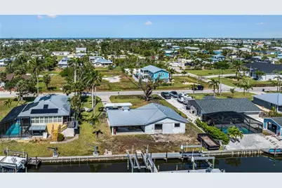 2560 Baybreeze St, Saint James City, FL 33956 - Photo 11